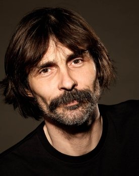 Erdal Beşikçioğlu Photo
