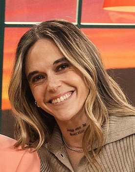 Mapi León
