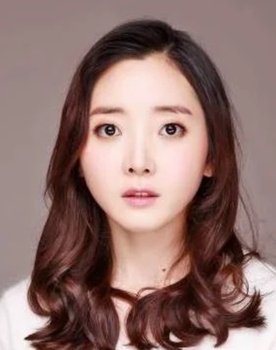Choi Na-Moo as [Restaurant staff]
