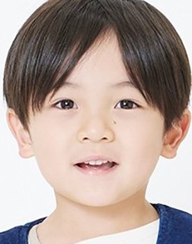 Suyama Yuito as Sato Momiji [Young]