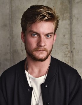 Jake Weary as Agent Pete
