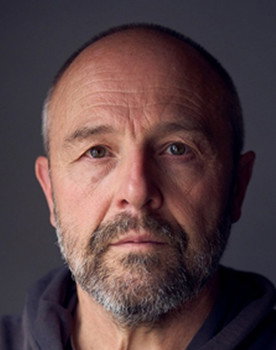 Simon Fellows as Gorm (voice)