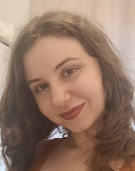 Camilla Grilli as Sara