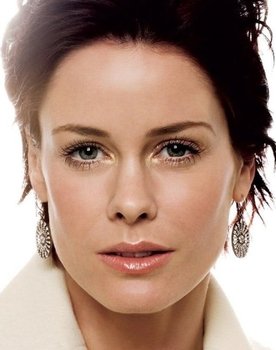 Lene Nystrøm as Eva