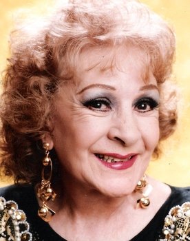 Amparo Arozamena as 