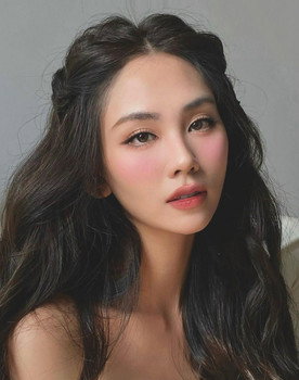 Mai Phương as Hến Dẹo