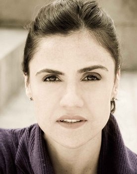 Luisa Friese as Matilde