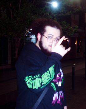 Gustavo Mendes as Horror Knight