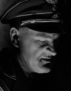 Hans Schumm as Willem