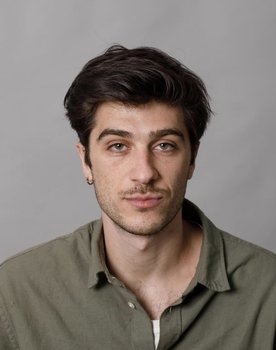 Lautaro Bettoni as Brando