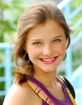 Fany Georguleas as Daniela Amaral