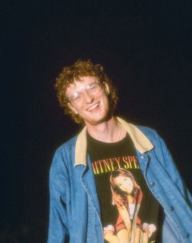 Trevor Gravseth as Davis