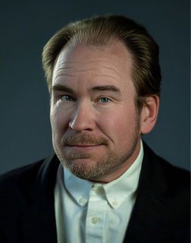 Dale Dobson as Avery