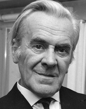 John Le Mesurier as Pennington