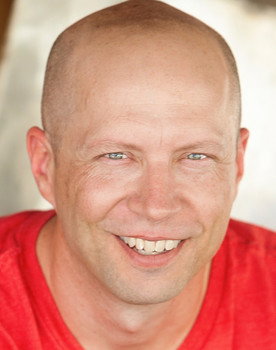 Andy Field as Announcer