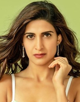 Aahana Kumra Photo