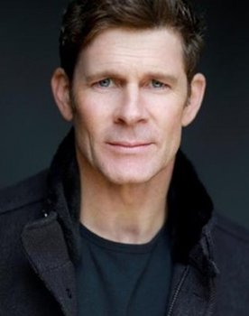 George Asprey as Sean Devereux