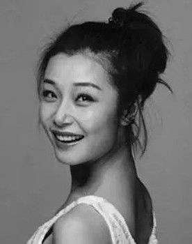 Sun Shuyue as Self - Contestant