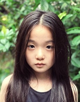 周楚浠 as 小春宝 (Actor)