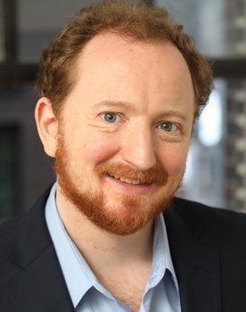 Patrick Holden O'Neill as Leo Straub