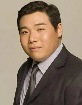 Li Feng as 武胖子