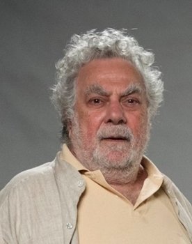 Isaac Bardavid as Florisval