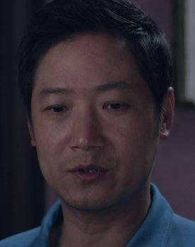 Lee Jeong-gil-II as Ascetic Hwang