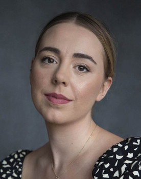 Charlotte Dommershausen as Lien