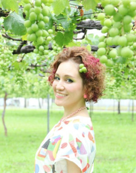 Laura Yokozawa as Frye (voice)