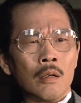 Wong Cheong-Chi as Apotheker