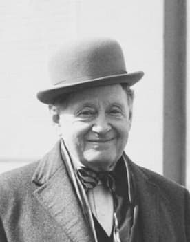 Arthur Jensen as Snedker