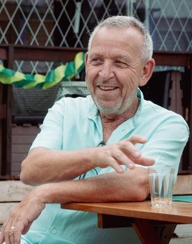 José Antônio Scholze Jr as Seu Zé
