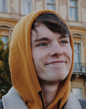 Houston Coley as Clay at 10