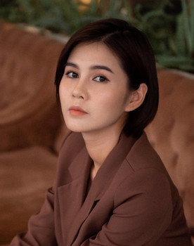 Thu Hoài