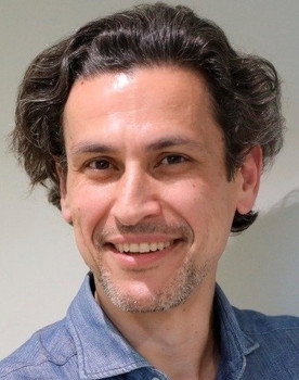 Rodrigo Cortés as Rubén Salas