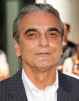 Homayoun Ershadi as 