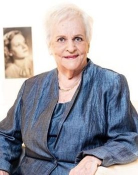 Liisa Roine as Hilkan äiti