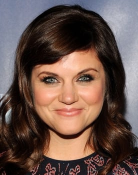 Tiffani Thiessen as Jennifer Gallagher