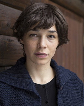 Judith Bohle as Vanessa