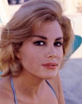 Susy Andersen as Silvia
