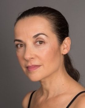 Susana Fernandez as Mujer de X