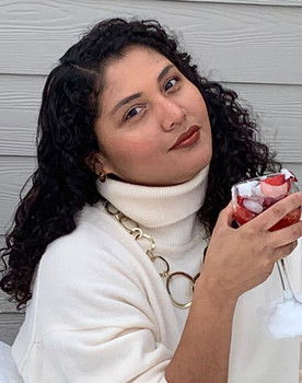 Milena Najera as Mom