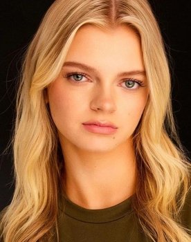 Emily Kelavos as Little Girl