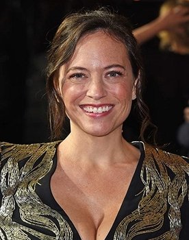 Lauren Schmidt Hissrich as Self