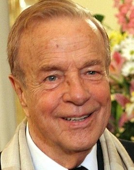 Franco Zeffirelli as Narrator