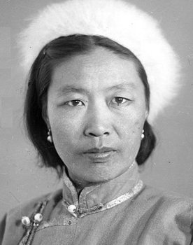 Igin-Khorlo as Dulma