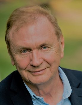 Jack Barsky as self - agent du KGB infiltré aux États-Unis