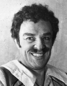 Boris Krachkovskiy as Серов