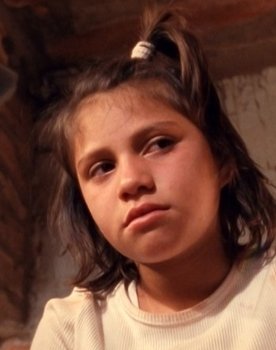 Mileider Gil as Andrea