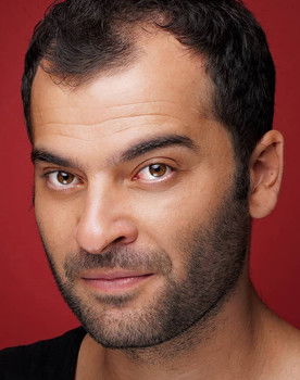 Onur Tanyeri as Clerk